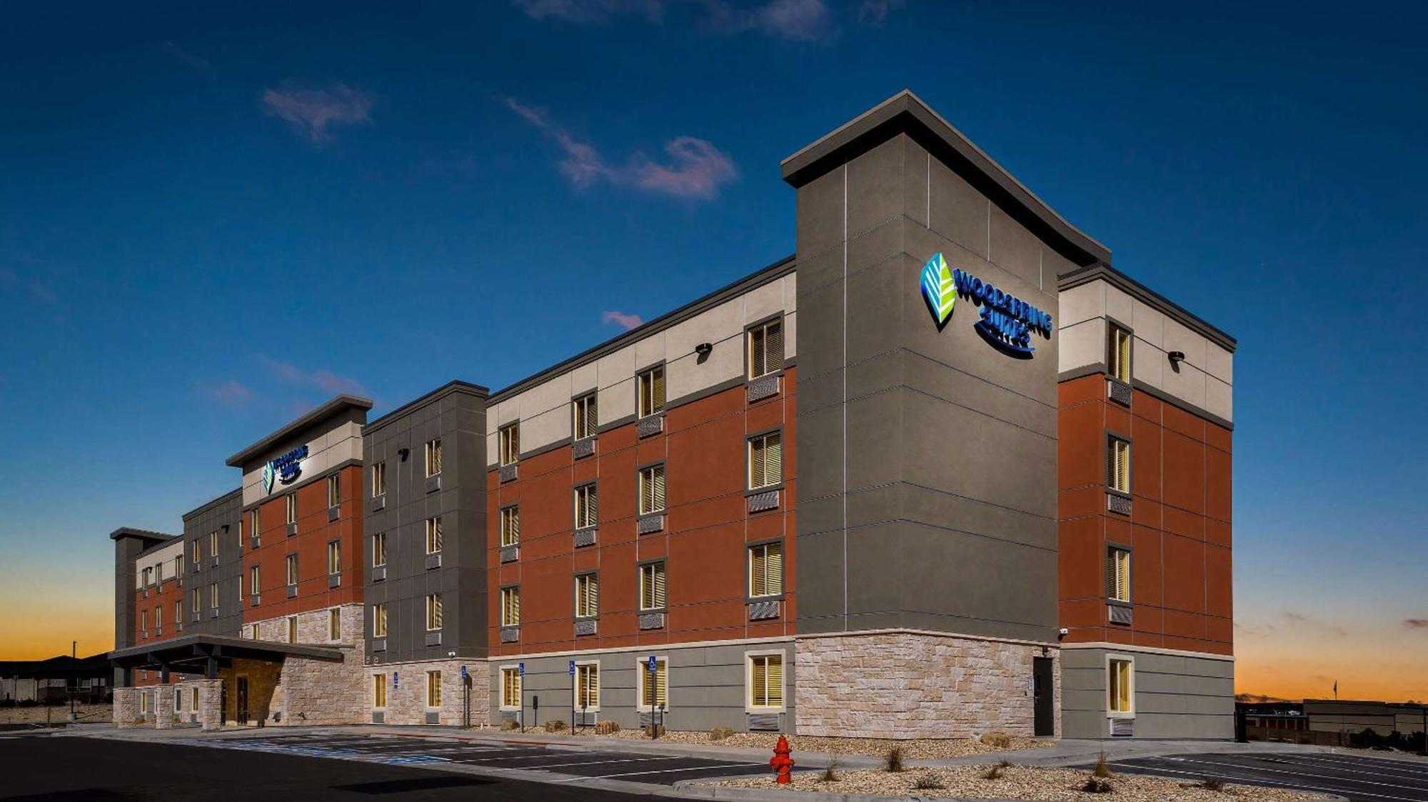 Woodspring Suites Greeley Bagian luar foto