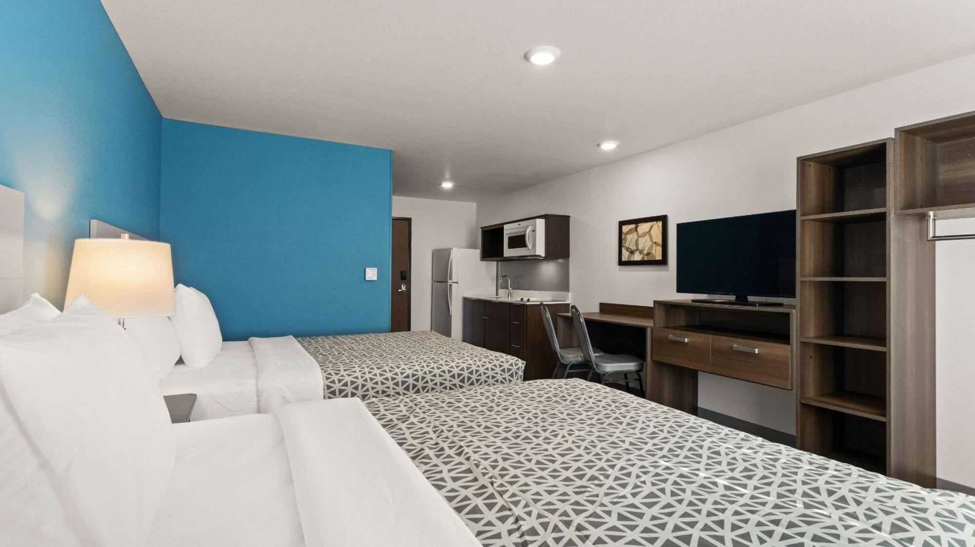 Woodspring Suites Greeley Bagian luar foto