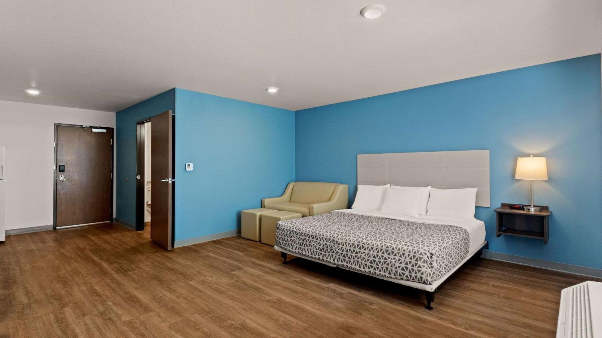 Woodspring Suites Greeley Bagian luar foto